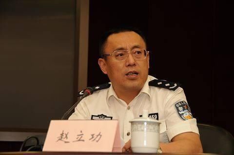  「杨劲松」昆明公安局原局长落马 两名下属因孙小果案被查