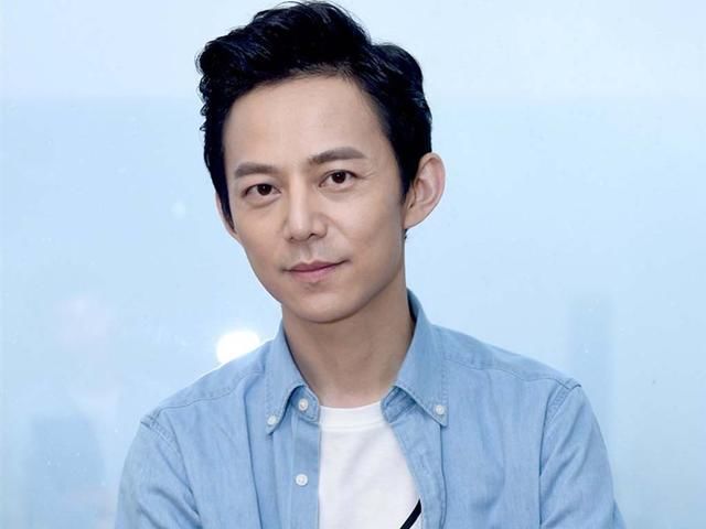 假疫苗事件持续升温,章子怡爆粗口黄磊怒斥,连刘强东都发飙了!