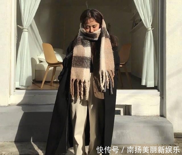 『真的』黑色大衣你真的会穿吗?8套随性穿搭任你挑,显瘦学起来