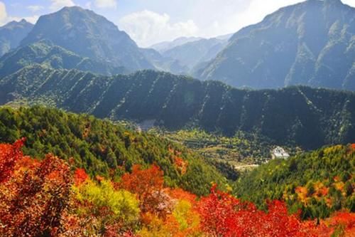 山西适合赏秋的旅行地，浓浓秋意，犹如一幅幅巨大的油画