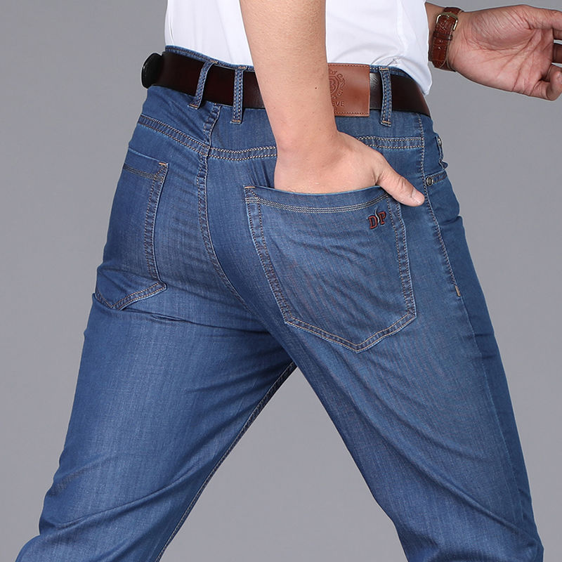 突然发现!老公把旧牛仔裤都换成了“天丝裤”，高档、不闷热