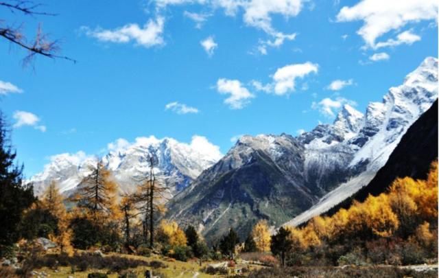 去过阿坝，其他的地方都成了将就！