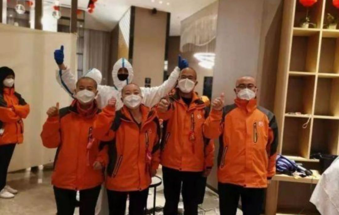  驰援武汉@等我长发飘飘，再来看看武汉！