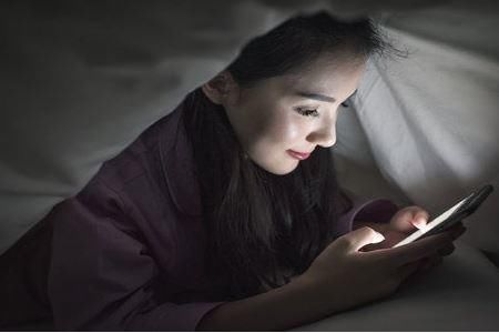  『日常』日常三种行为会加速女人老化