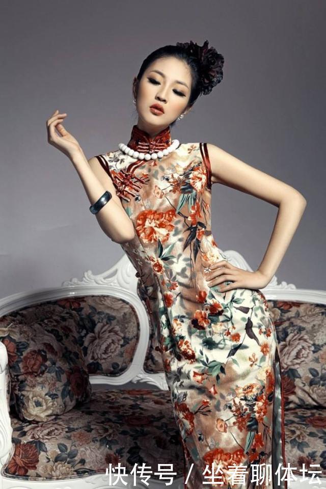  『旗袍就』穿旗袍是有学问的！那些穿旗袍好看端庄的女子，都会注意这五点！