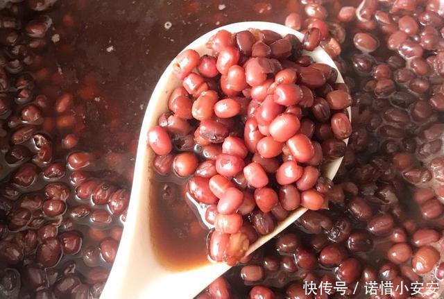 『红豆或者』不管煮红豆还是绿豆,别直接下锅煮,多加一步,几分钟轻松煮开花