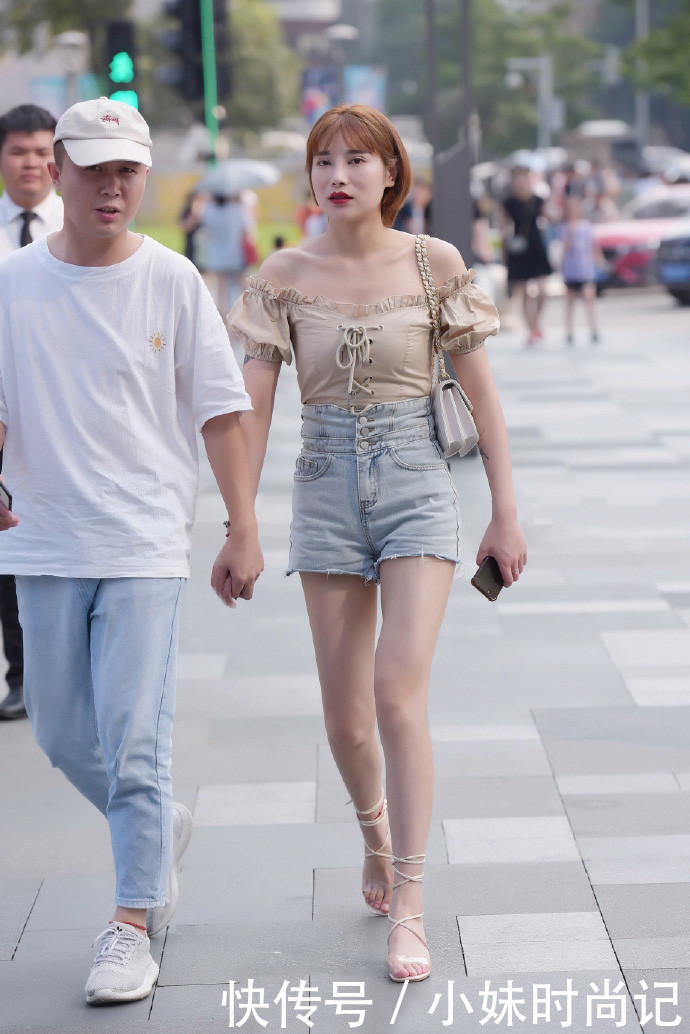 拒绝|街拍:拒绝路人感, 选择时尚洋气的短裤穿搭, 让你的造型轻松脱颖而出