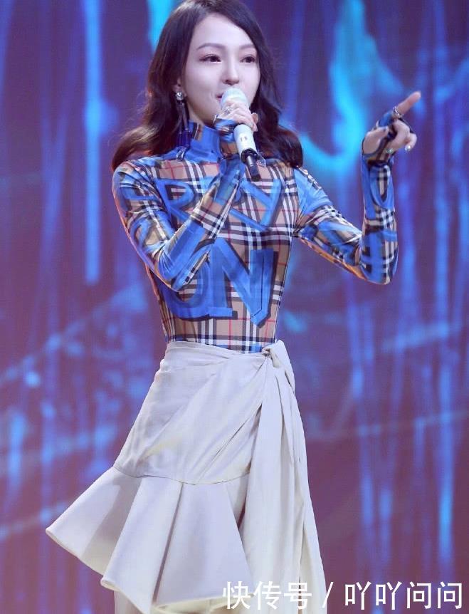 36岁张韶涵竟学21岁张雪迎穿连体衣,网友上厕所咋整