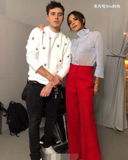 从来不会笑的她为何多年来贝克汉姆对她情有独钟？