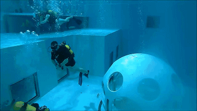 全球首家火箭餐厅亮相杭州，全球特色餐厅，上天入海，无所不能