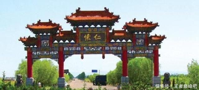 中国最特别的两座城市，地处一南一北，名字也刚好相反