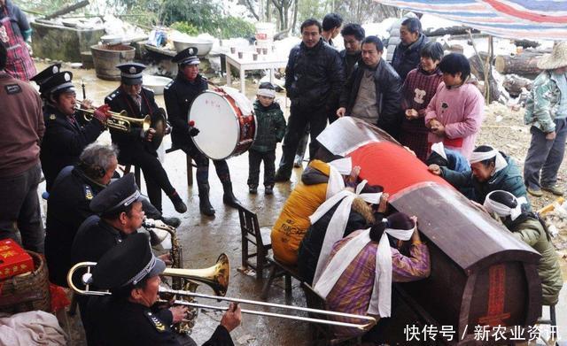  改革：殡葬改革还在进行，农村再迎4个新举措，老农纷纷鼓掌叫好