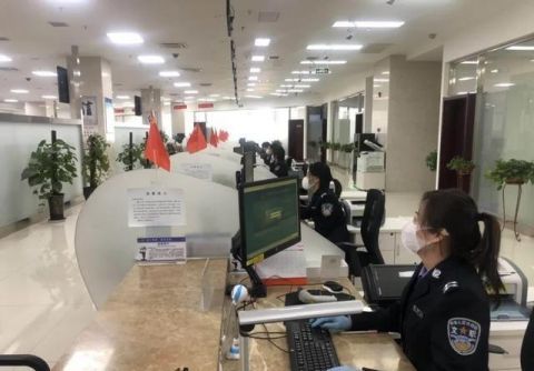  [全力]兰州公安出入境：全力做好“外防输入”，为百姓把好“出入关”