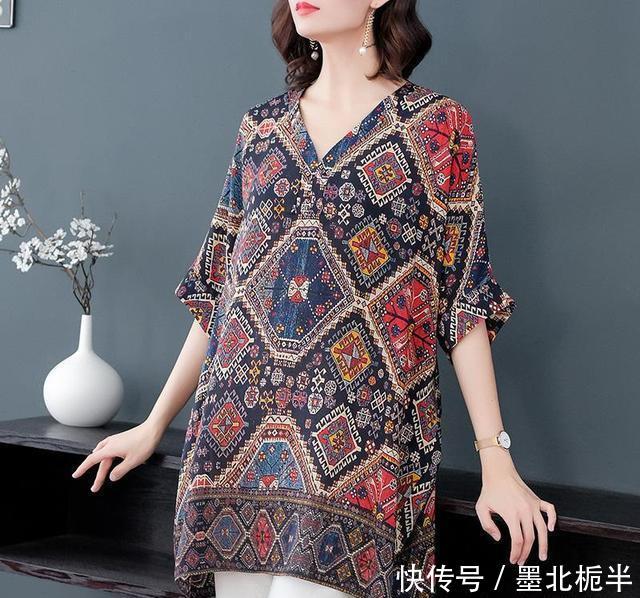  『设计』胖女人衣服别乱买，糟蹋钱！推荐穿：大码松垮衫，遮臀藏肉超显瘦