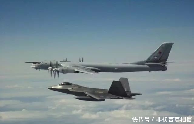『95MS轰炸机』美搅乱中东让俄军发愁,俄太穷没钱造飞机,翻新老飞机对抗F22
