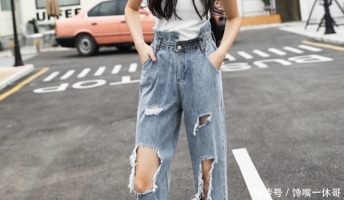 #完美#为之倾倒的紧身牛仔裤,完美身材毫不吝啬