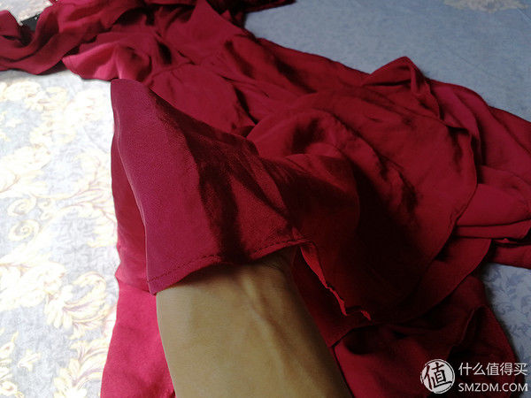 盛夏红裙正当时--ONLY挂脖连衣裙开箱