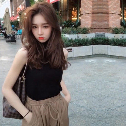 连衣裙早就过季了!现在流行的优雅套装,随便一款都高挑吸引人