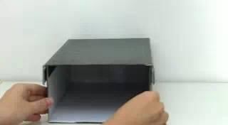  [鞋柜]美女用一个鞋盒就把鞋柜搞大了，多放几十双鞋子都不成问题