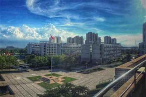  【富有】中国最富有的四个小县城，人均收入直逼北京，而且都在