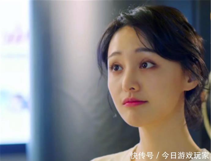 『大肚子』青春斗丁兰大肚子现身向真婚礼，前男友赵聪送神秘礼物