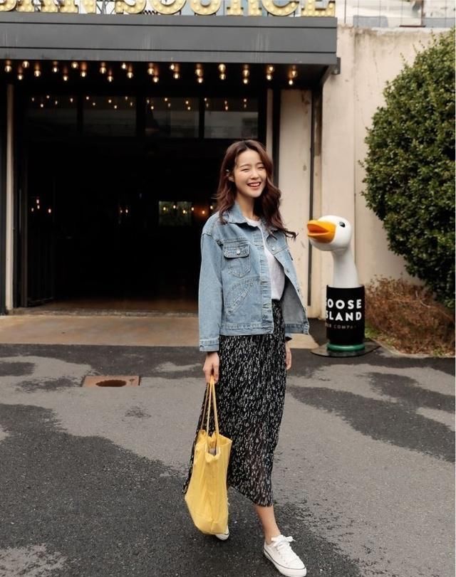  『穿搭』教你如何搭配春夏百变造型，游走职场与街头随性风！