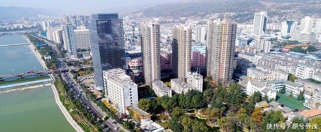 北方丝绸之路五大重镇(一)甘肃天水:麦积山石窟,云崖上的庙会