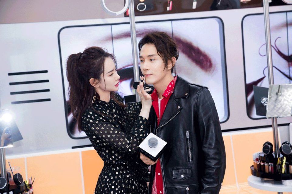 厌世妆 | 这些明星把自己化成臭脸，还很多人喜欢?