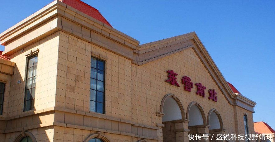 山东16市火车站你最喜欢哪一个，烟台的最有设计感