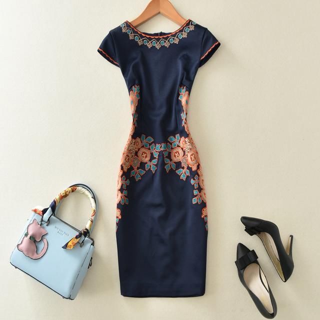 夏季都来了穿什么牛仔裤！看看时下流行这些修身女装，美炸了