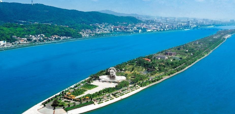 仅次于武汉的中部第二大都市, 如今变为“水上之城”