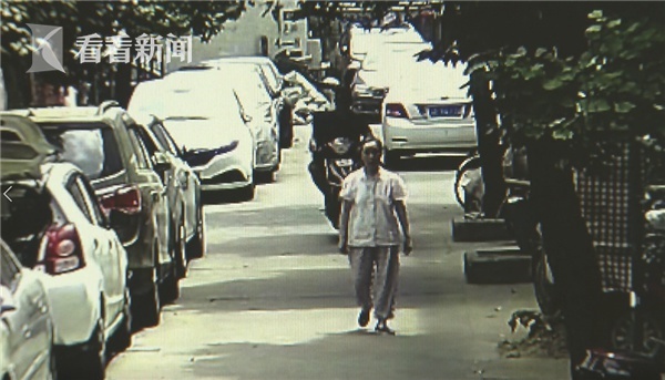 视频|叫人上门收废品 结果却被偷走祖传古董花