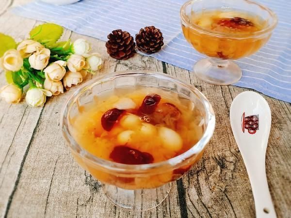  「光滑」《穷人的燕窝》就是这样，女人每两天吃一次，皮肤光滑，45岁像个女孩！