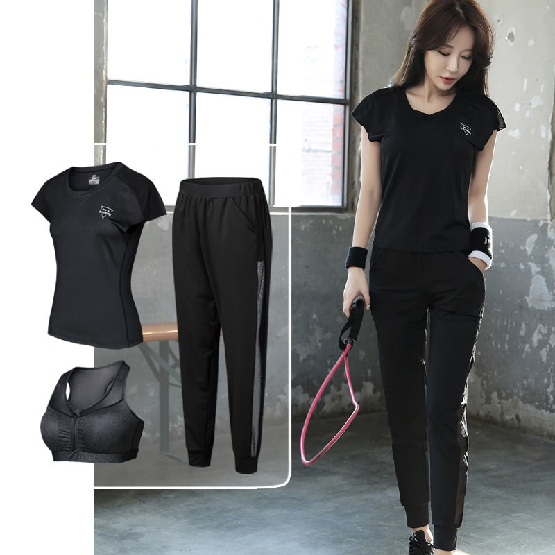 为啥男人老往健身房跑?只因女人穿了这样的健身服