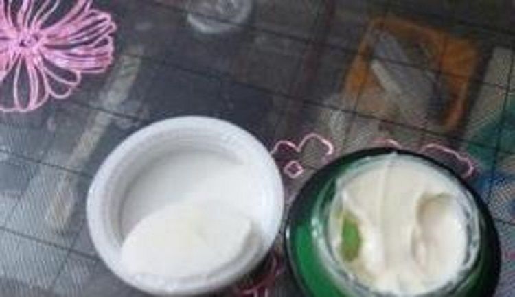 长出“老年斑”别慌张，用了药店的“小药膏”斑不见了脸也变白了