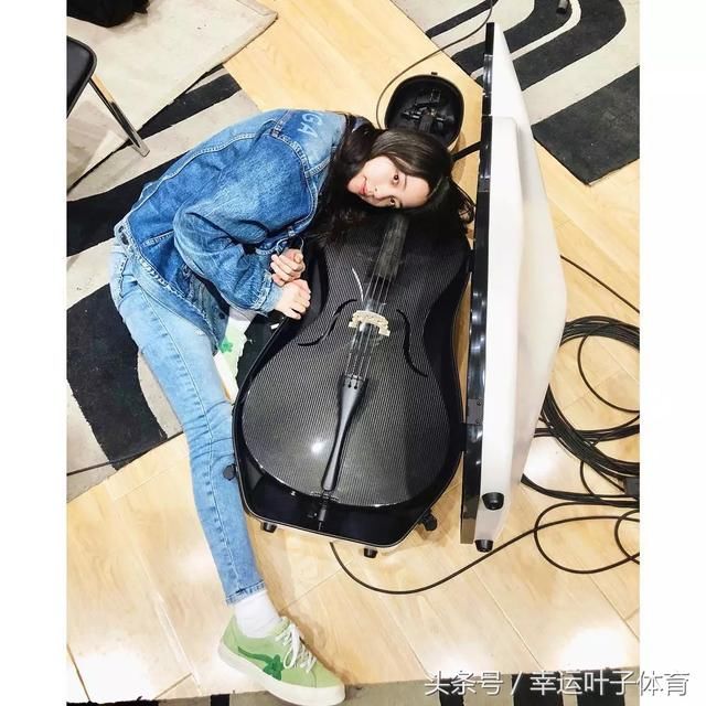 欧阳娜娜、邓紫棋、 Alaia，谁最有潜力成为国内球鞋女神？