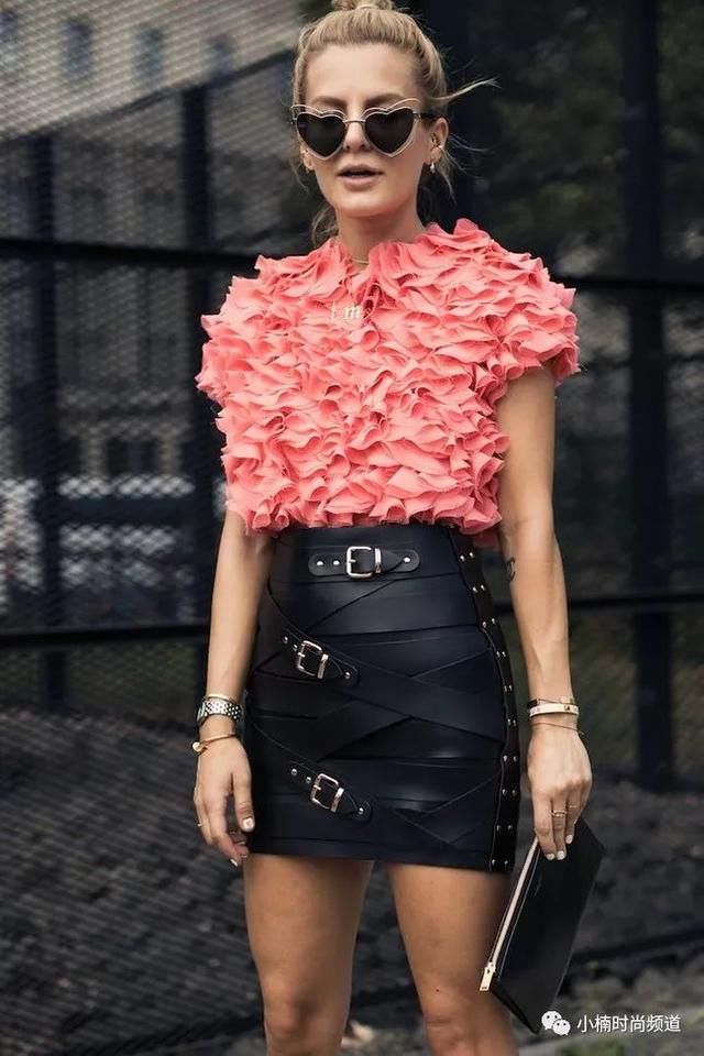 跟随德国女人的脚步，穿出颠覆着装法则的强势风格