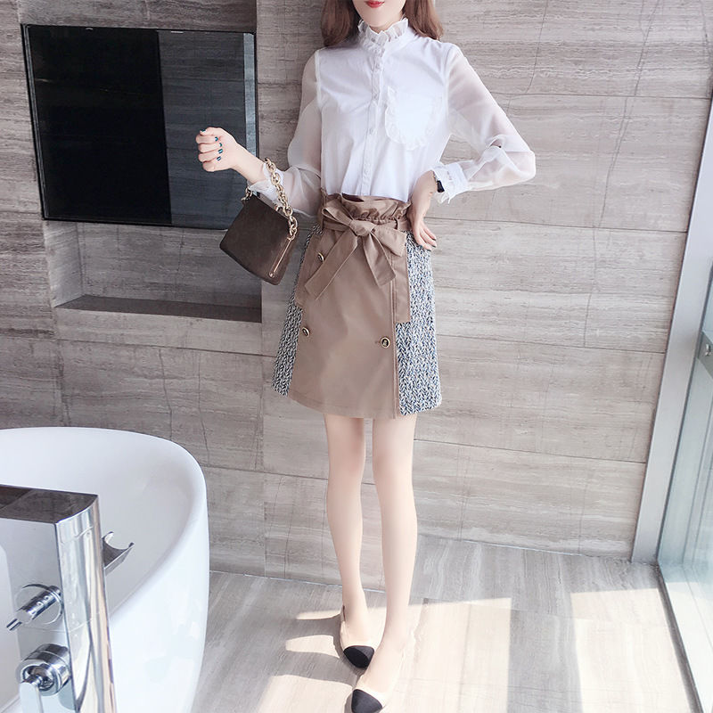 立秋了说冷就冷,聪明女人不买裙子,穿这秋季套装,洋气显嫩