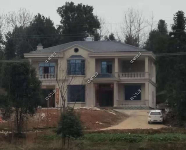 为啥南方盖房多是2、3层洋楼，北方农村却基本上都是平层大院