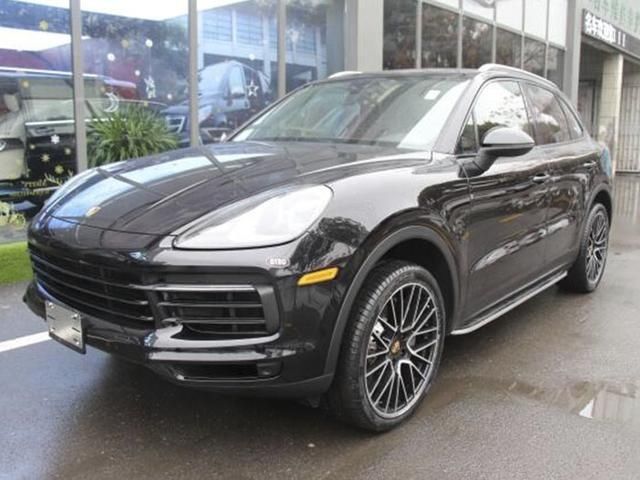 『首款』保时捷的首款SUV,卡宴到底有什么魔力