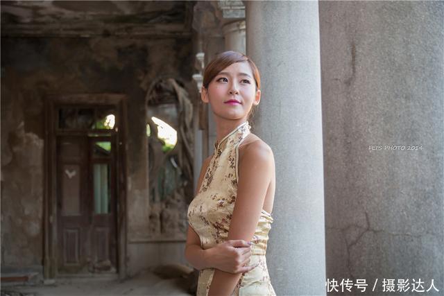 旗袍配高跟,那穿旗袍要搭配什么样的高跟鞋呢?