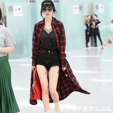 今年秋天别再买风衣了？看杨幂、陈乔恩、赵丽颖怎么穿的！美爆了