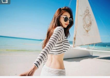 小姐姐穿的若隐若现不输比基尼小姐！网友：若隐若现才是美