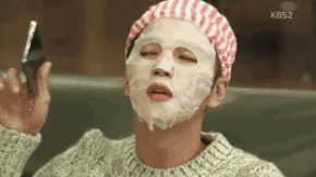 吴亦凡、鹿晗都爱穿女装？关晓彤看了都惊讶