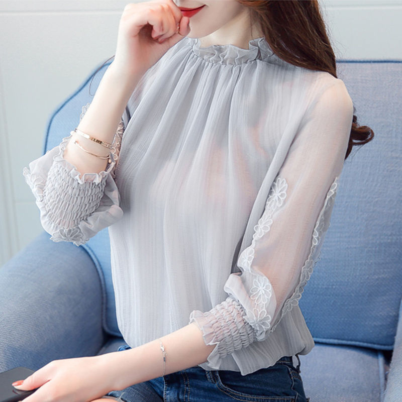 终于发现一种“流氓衫”，40岁女人穿上性感优雅，男人都爱看