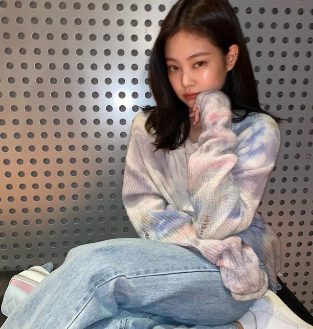  服装：春天怎么服装搭配更有气质？