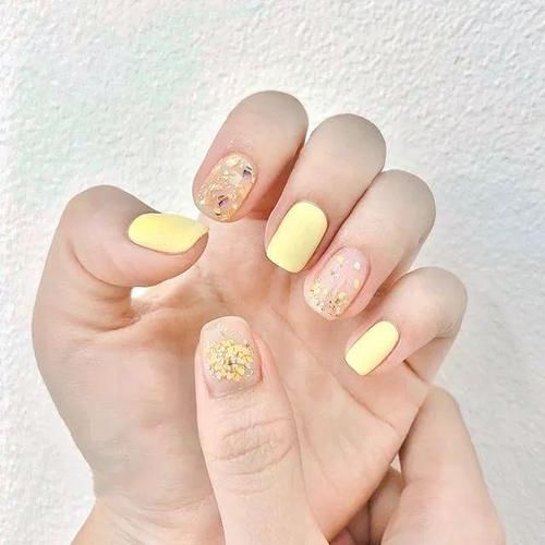  黄色■6种春日黄，显白减龄又时尚！