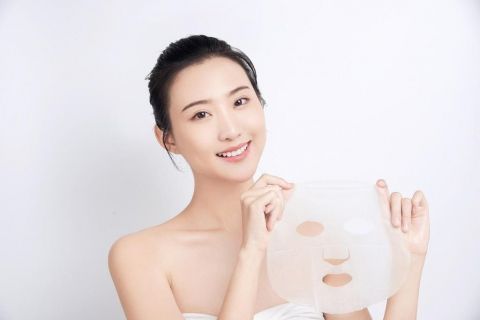  『敷面膜』女孩必须要知道的使用面膜的一些小知识