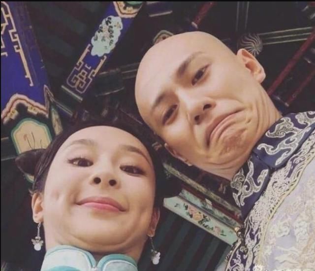 杨紫秒删微博还是出事，秀恩爱后分手，网友：娱乐圈都没有真爱了