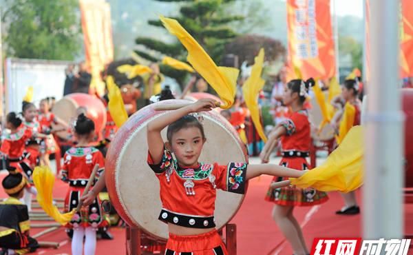 收官之战！“走红军走过的路·徒步穿越大湘西”活动走进泸溪